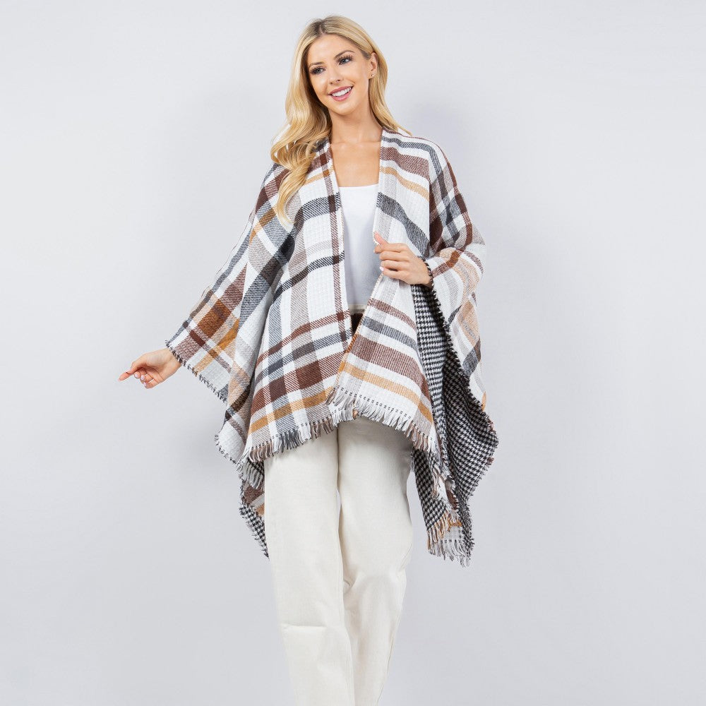 Chelsea Ruana Wrap | White