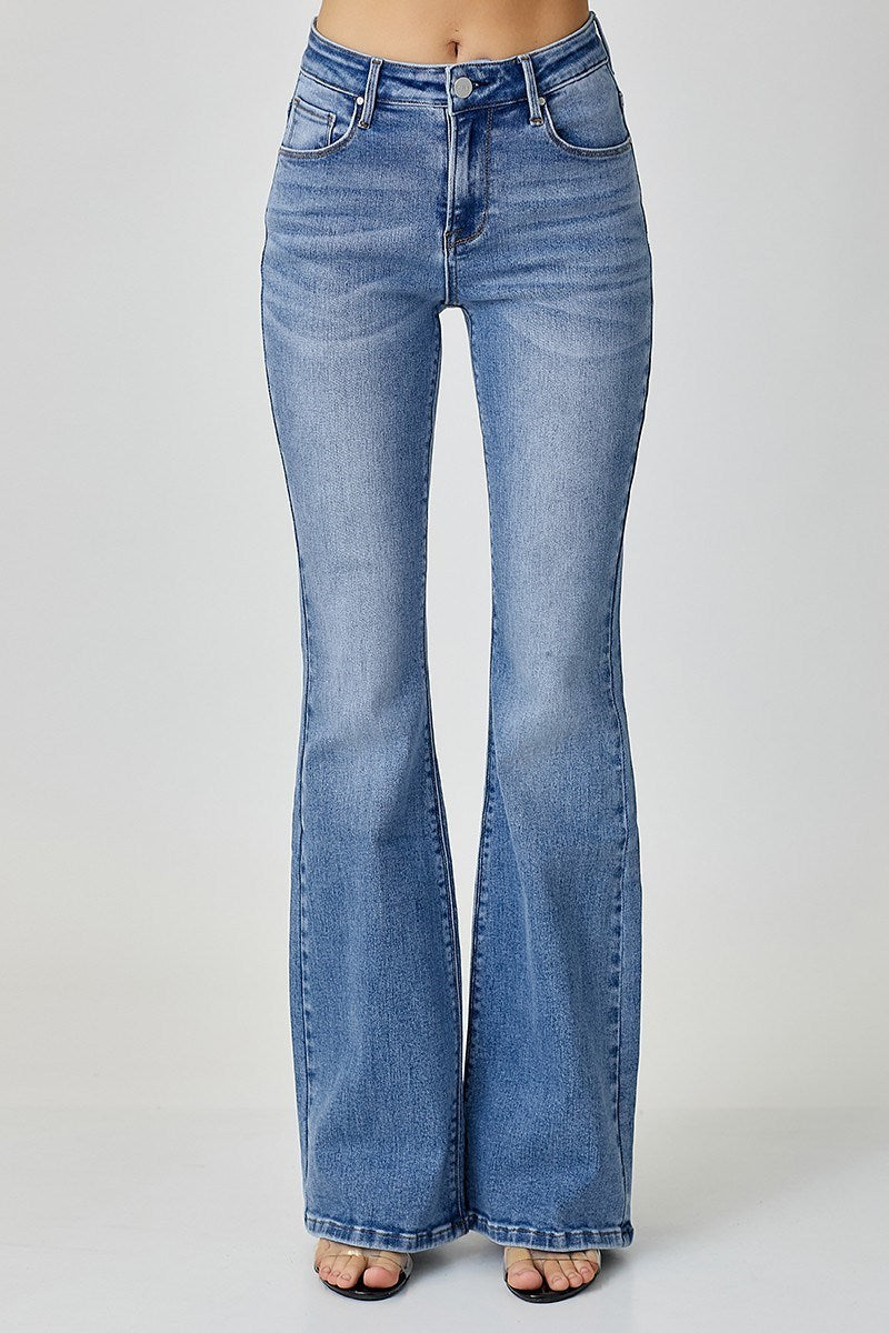 Kodi Risen Bootcut Jeans