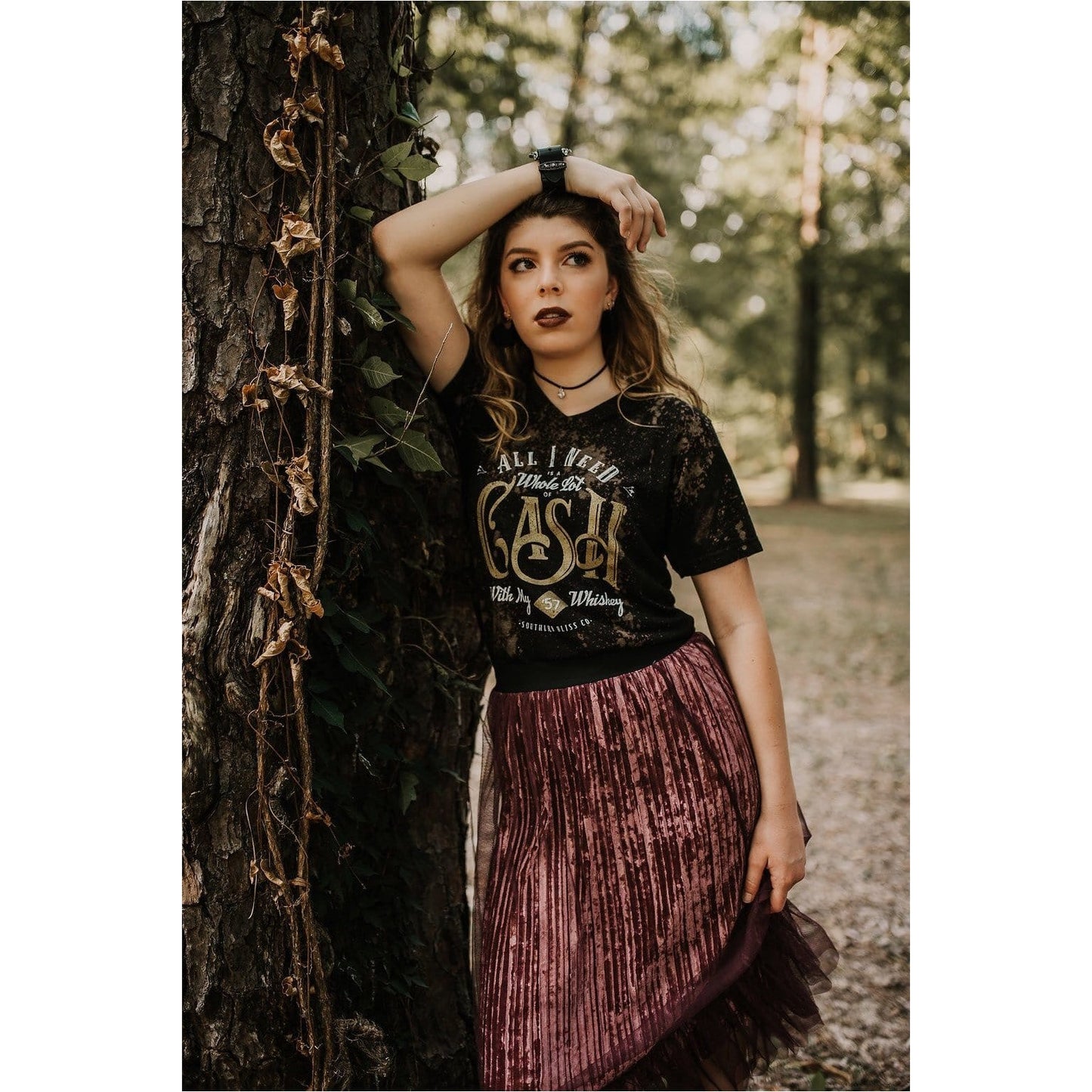 Cash Bleached V-neck
