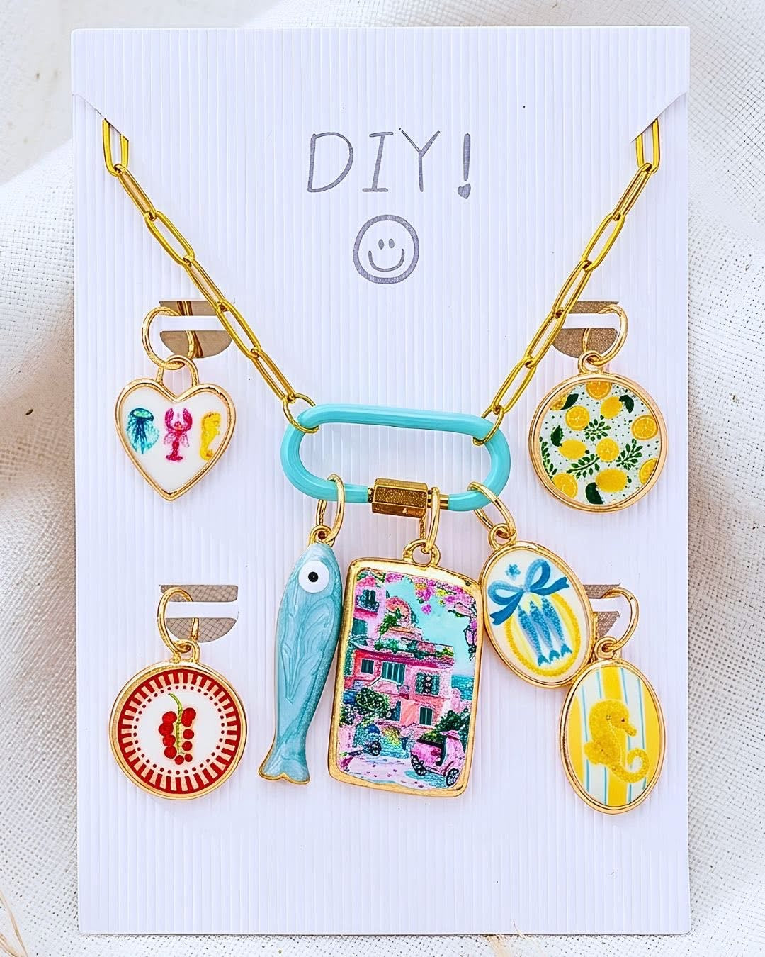 DIY Paperclip Necklace | Italy Fish