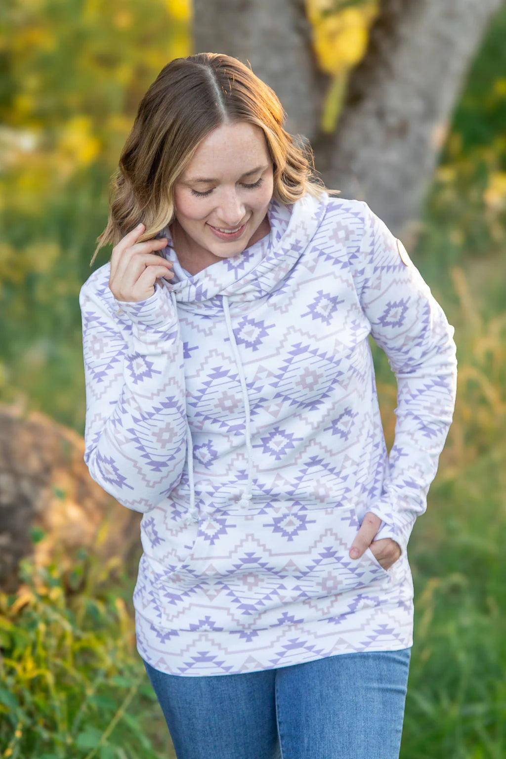 Ashley MM Hoodie | White Geometric