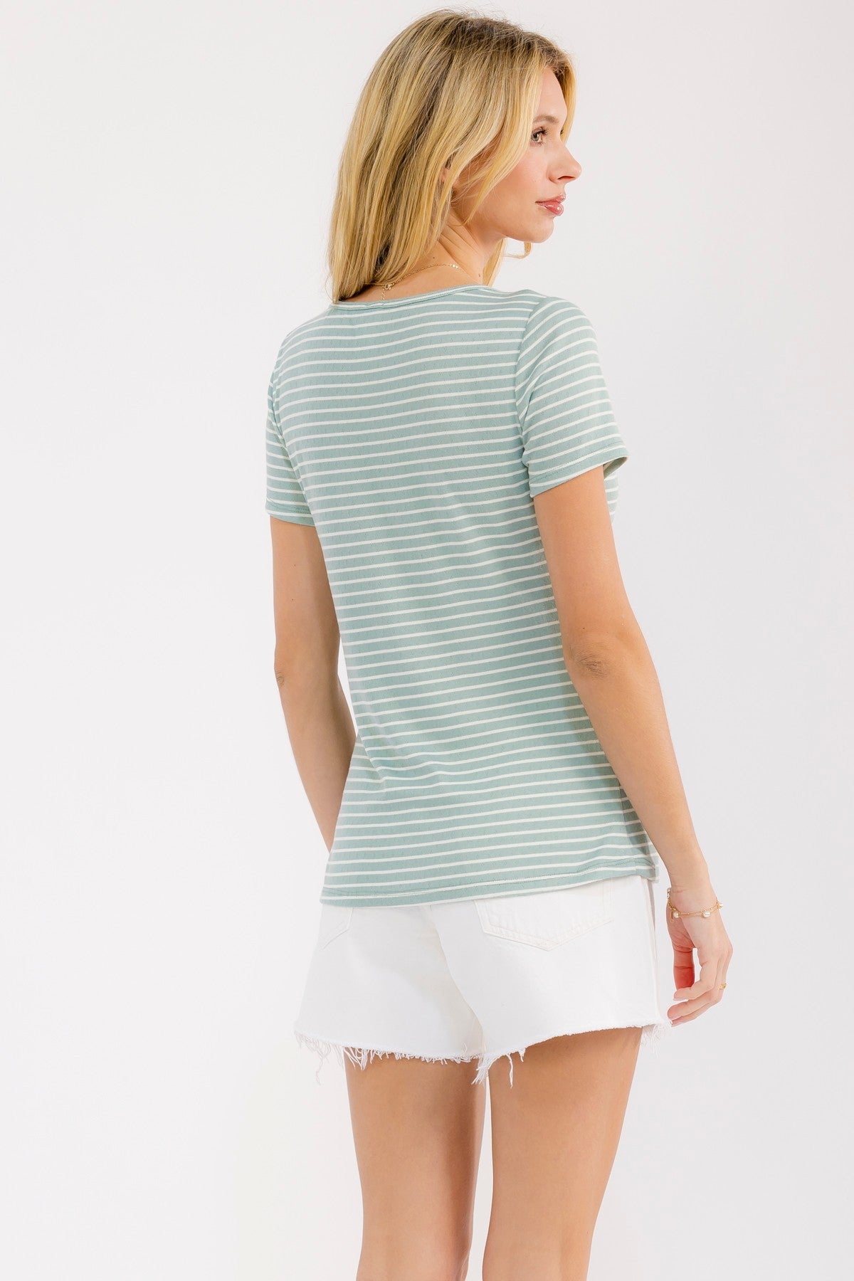 Azari Scoop Neck Henley | Sage