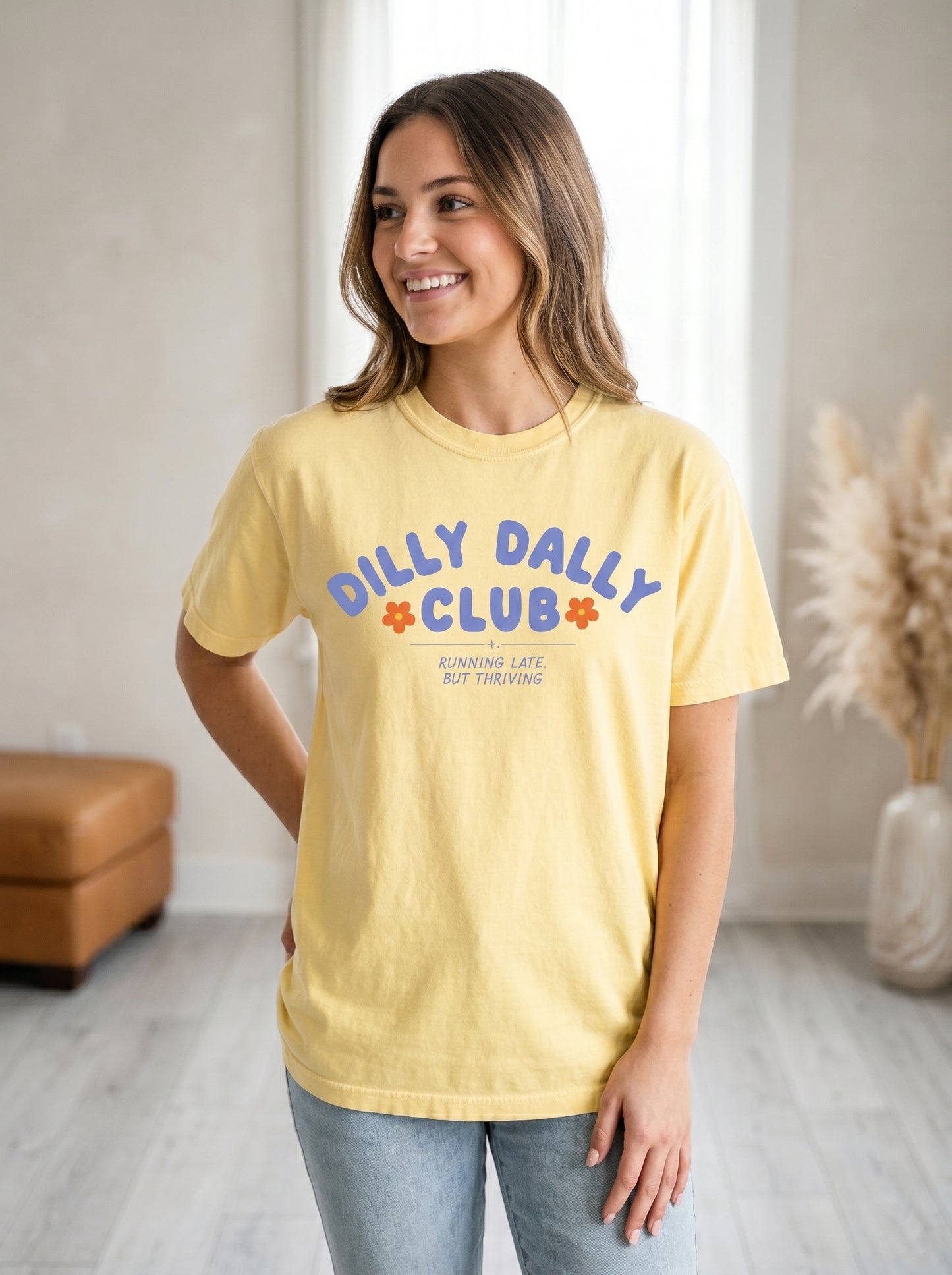 Dilly Dally Club Graphic Tee | Butter Yellow