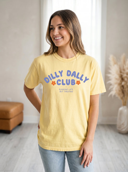 Dilly Dally Club Graphic Tee | Butter Yellow
