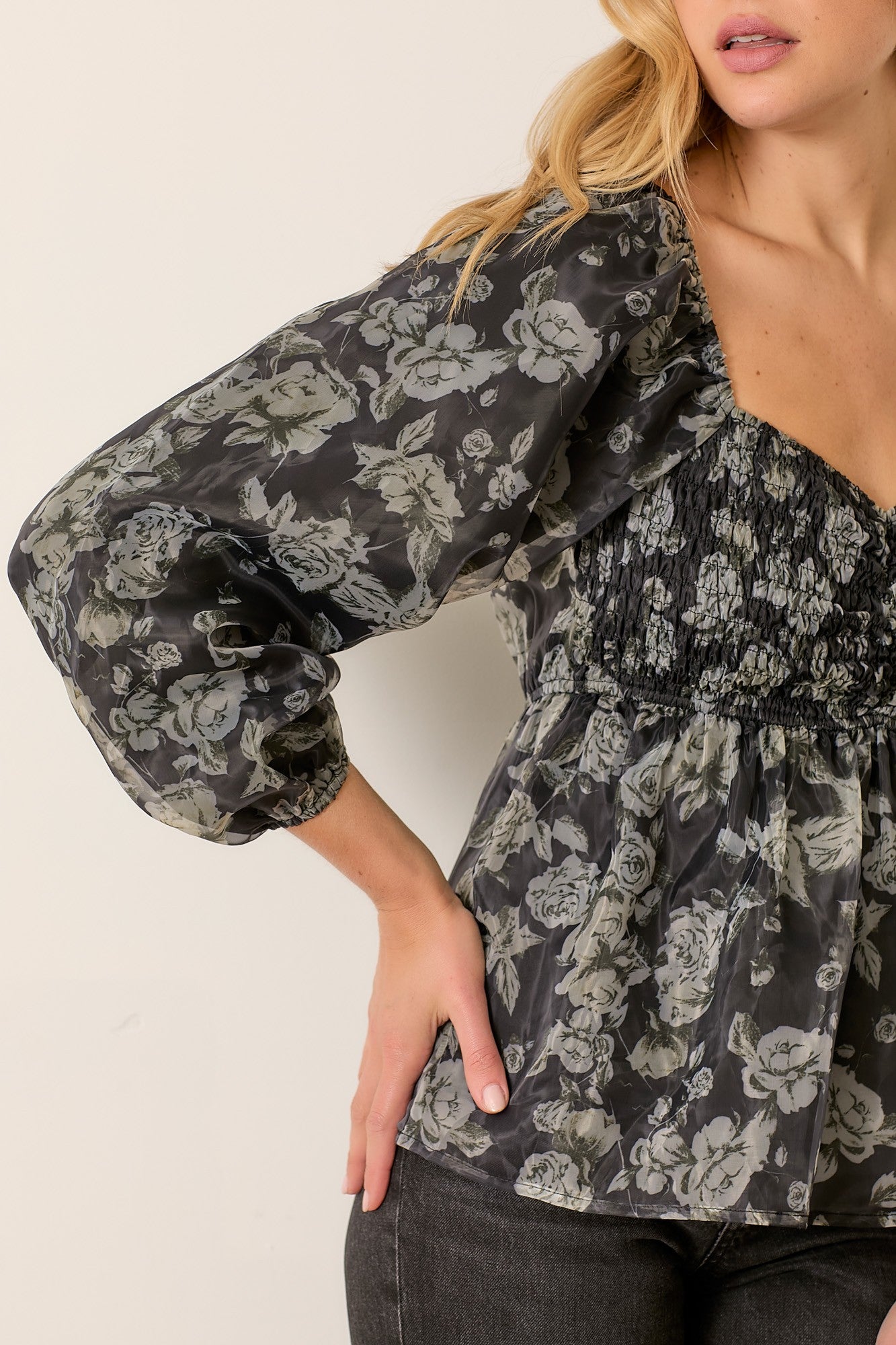 Kendall Floral Smocked Blouse | Black